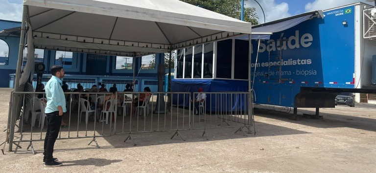 Bragança suma equipos federales para cirugía oftalmológica compleja en el SUS
